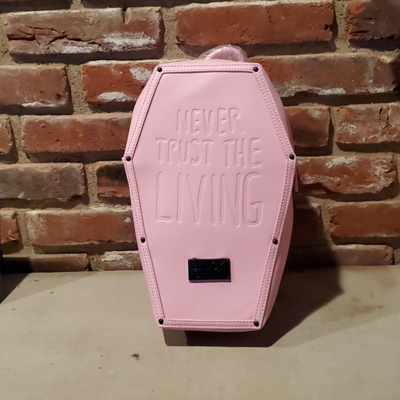 black craft cult Handbags - Coffin purse